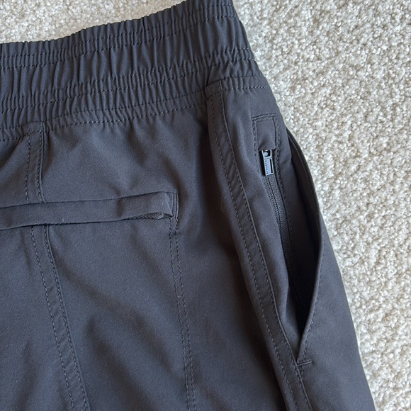 Athleta Chelsea‎ Utility Jogger Black Performance Travel Pants Women’s Medium - Picture 5 of 16
